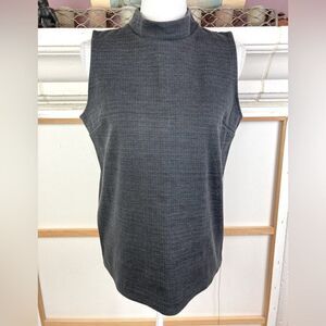 BR beautiful mock turtleneck top w/ back button keyhole neck/ back